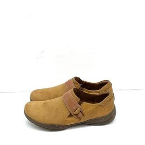 Clarks fudge tan leather shoes for women Sz 9.5